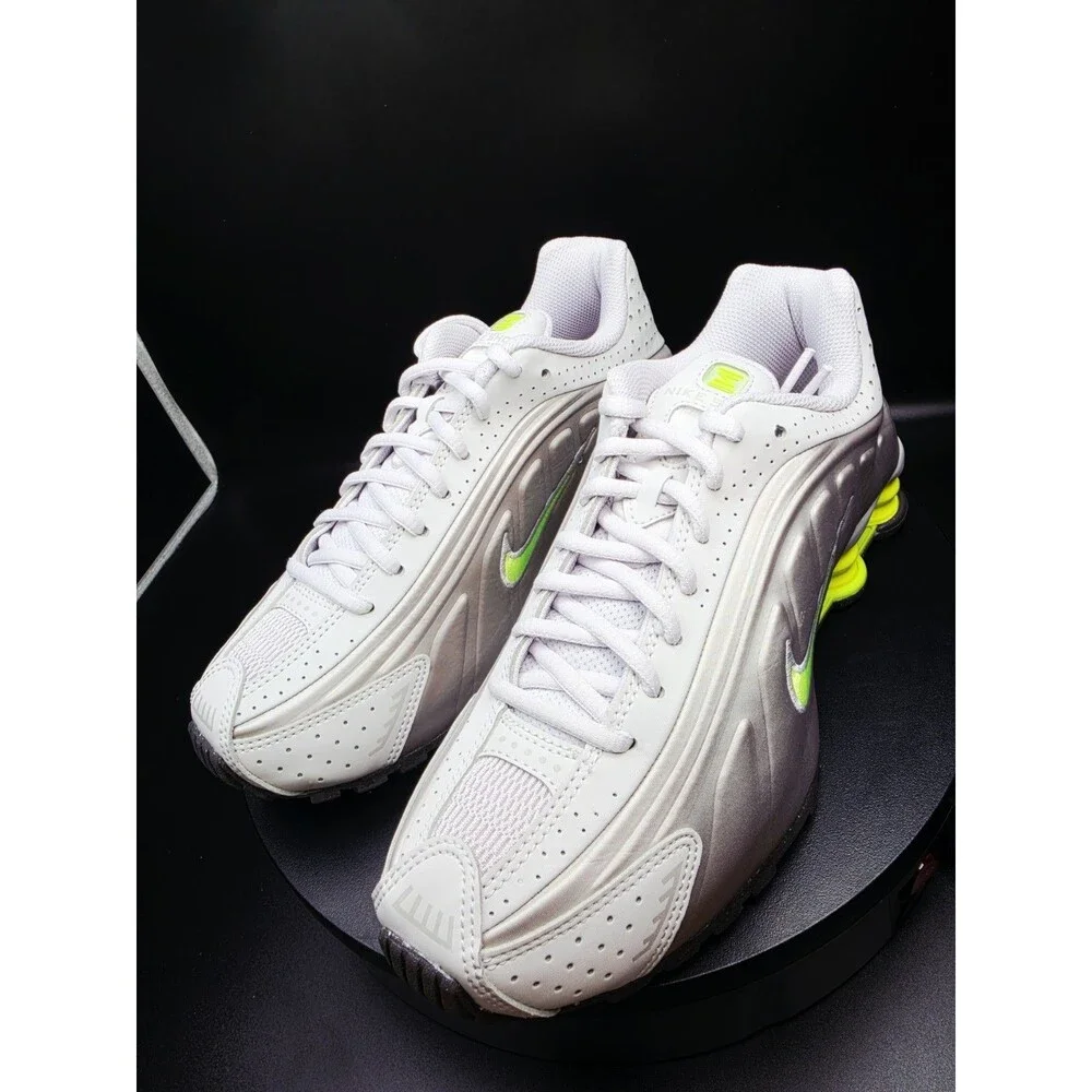 Nike shox r4